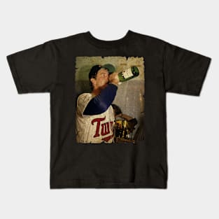 Frank J. Viola, Jr. in Minnesota Twins Kids T-Shirt